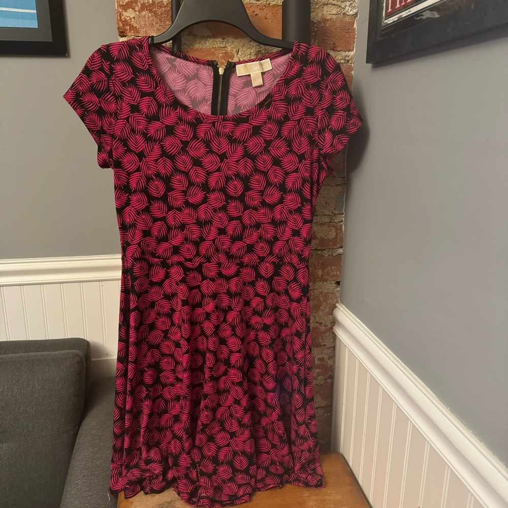 Michael Kors Hot Pink Leaf Print Black Dress Exposed Back Zipper Size Small